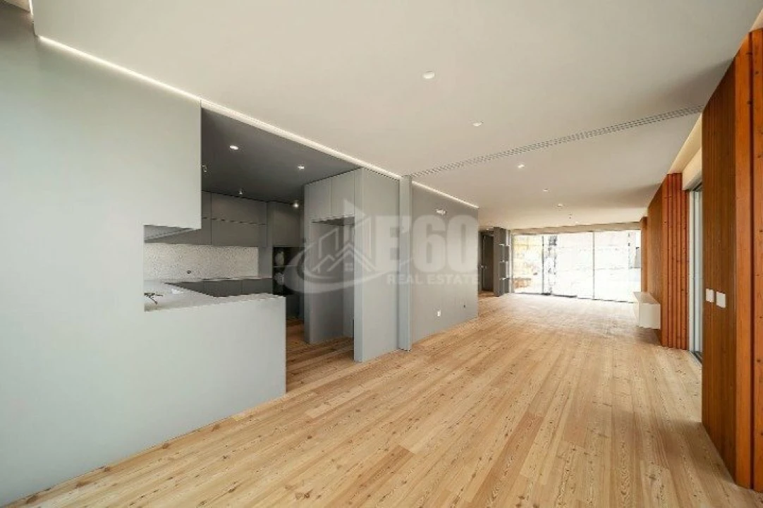 Moradia T4 para Venda em Canidelo Foto 9