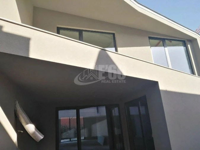 Moradia T4 para Venda em Canidelo Foto 8