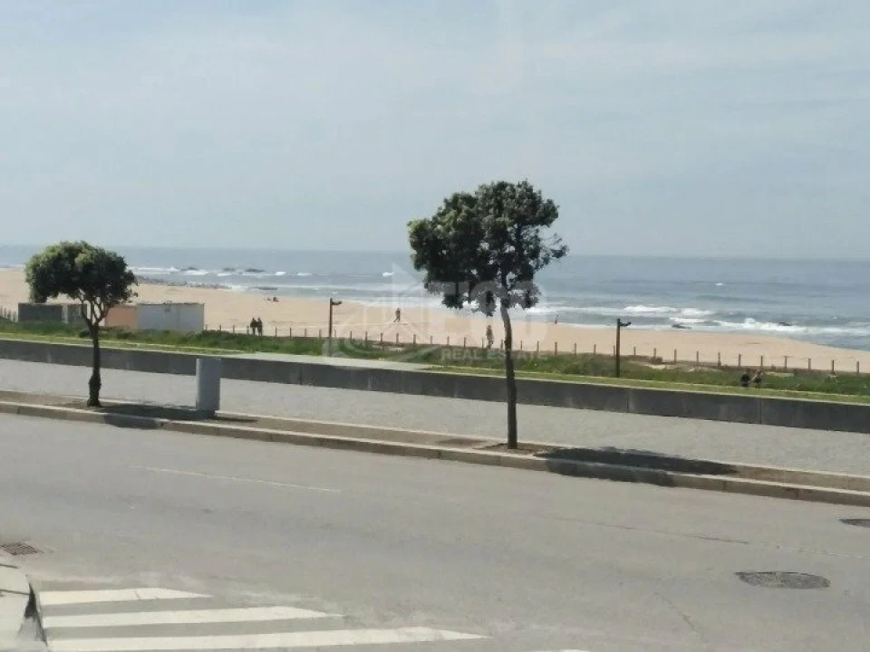 Moradia T4 para Venda em Canidelo Foto 11