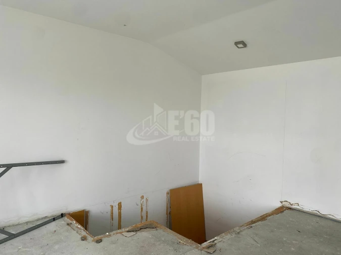 Apartamento T4 para Venda em Silvalde Foto 7