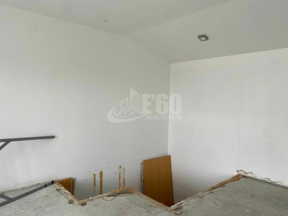 Apartamento T4 para Venda em Silvalde Foto 7