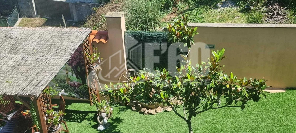 Moradia T4 para Venda em Paços de Brandão Foto 5