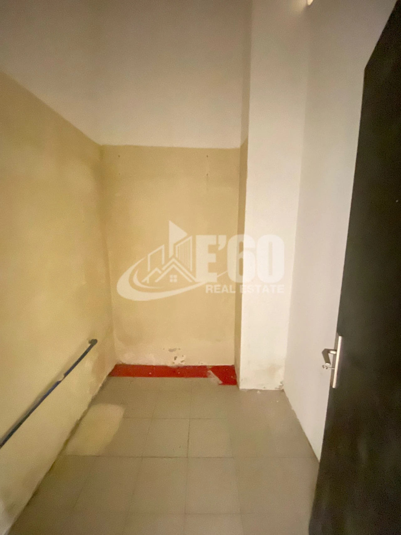 Loja para Venda em Espinho Foto 11