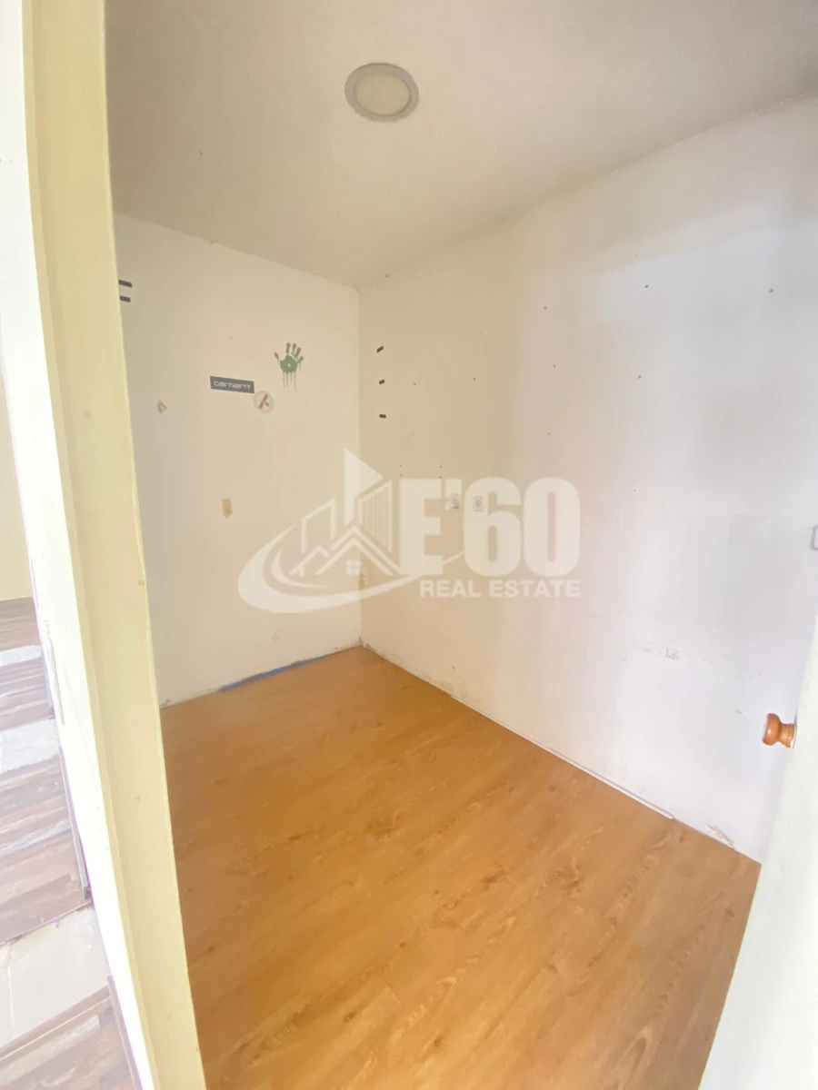 Loja para Venda em Espinho Foto 12