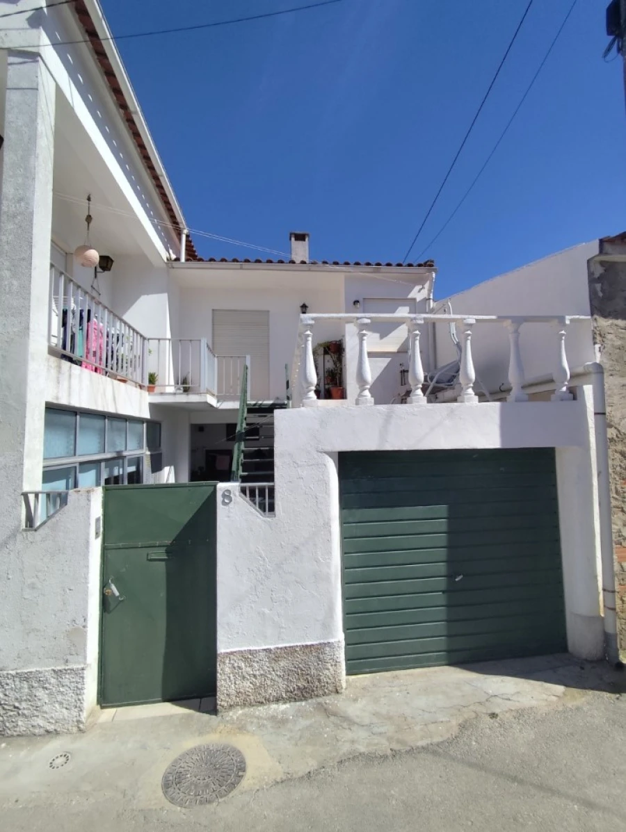 Moradia T3 para Venda em Vale do Paraiso Foto 2