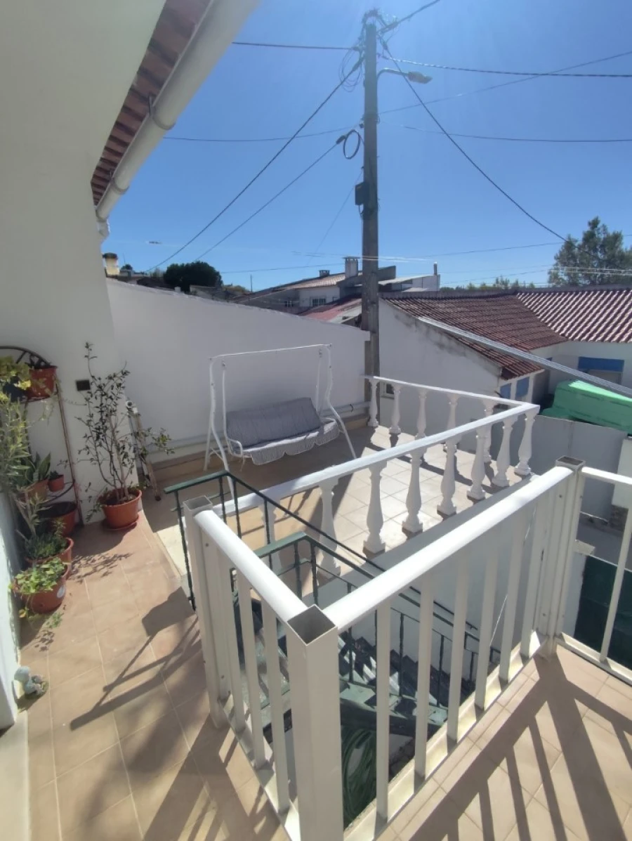 Moradia T3 para Venda em Vale do Paraiso Foto 6