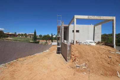 Moradia T4 para Venda em Lagoa e Carvoeiro