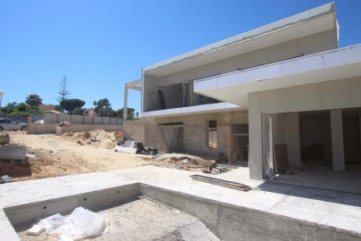 Moradia T4 para Venda em Lagoa e Carvoeiro