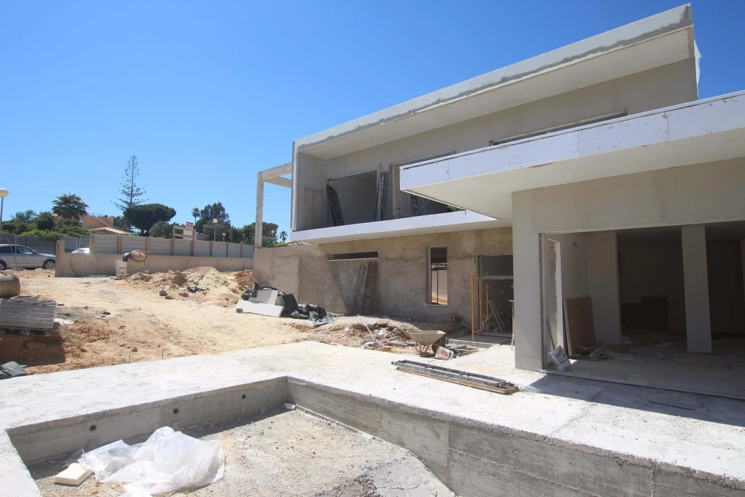 Moradia T4 para Venda em Lagoa e Carvoeiro Foto 4