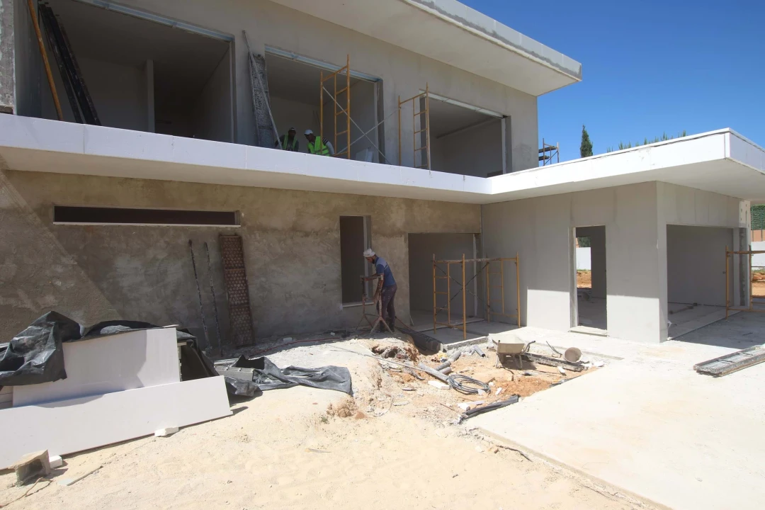 Moradia T4 para Venda em Lagoa e Carvoeiro Foto 2