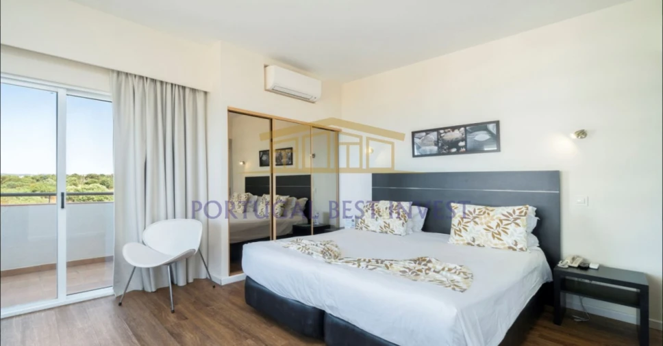 Apartamento para Venda em Alvor Foto 2