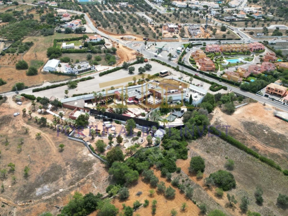 Negócio para Venda em Quarteira Foto 6