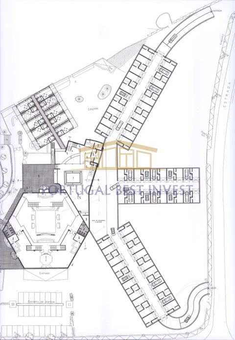 Negócio para Venda em Quarteira