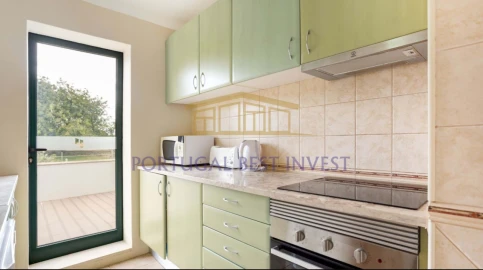 Apartamento para Venda em Estômbar e Parchal