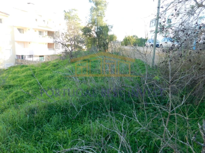 Terreno para Venda em Ferragudo Foto 1
