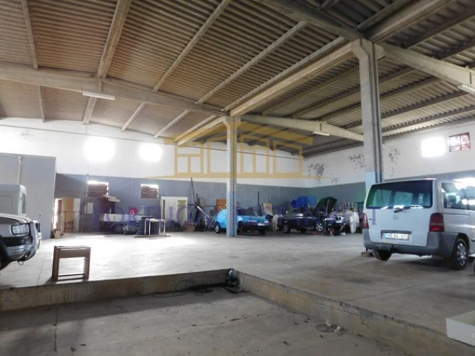 Armazém para Venda em Armação de Pera Foto 6