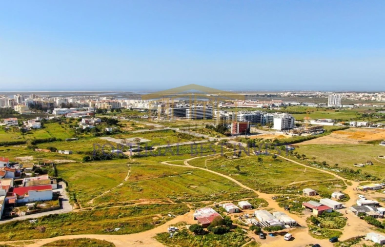 Terreno para Venda em Faro (Sé e São Pedro) Foto 6