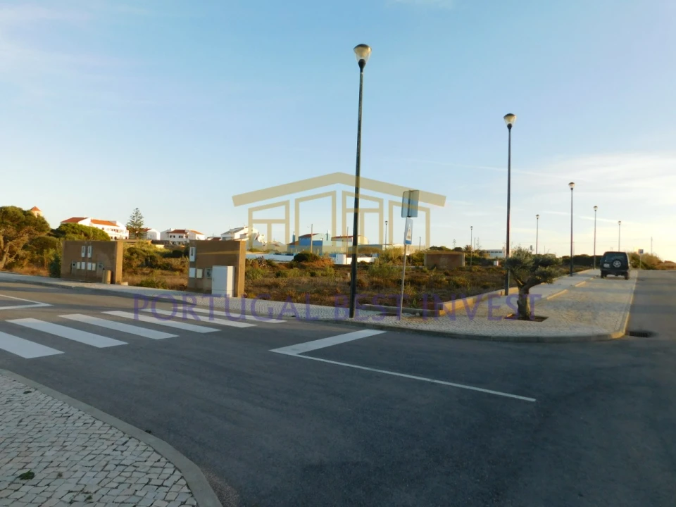 Terreno para Venda em Vila de Sagres Foto 8