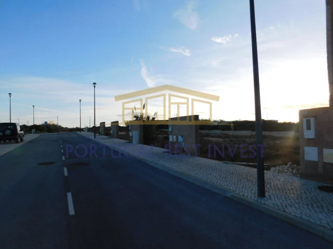 Terreno para Venda em Vila de Sagres Foto 9