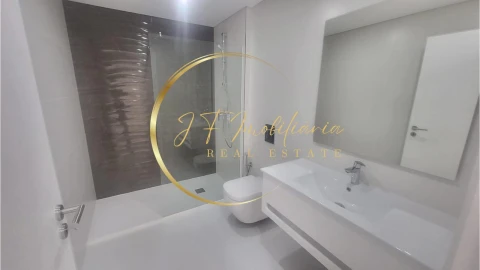 Apartamento T1 para Venda em Glória e Vera Cruz