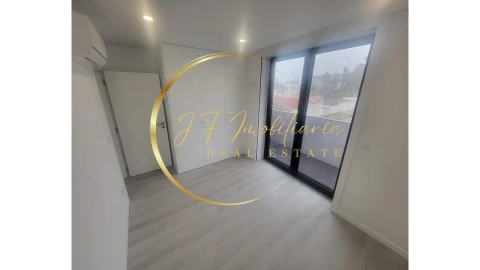 Apartamento T1 para Venda em Glória e Vera Cruz