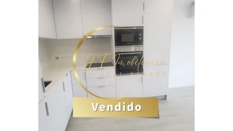 Apartamento T1 para Venda em Glória e Vera Cruz