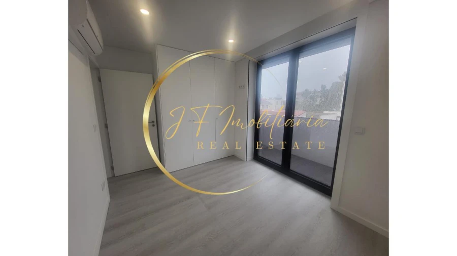 Apartamento T1 para Venda em Glória e Vera Cruz Foto 13