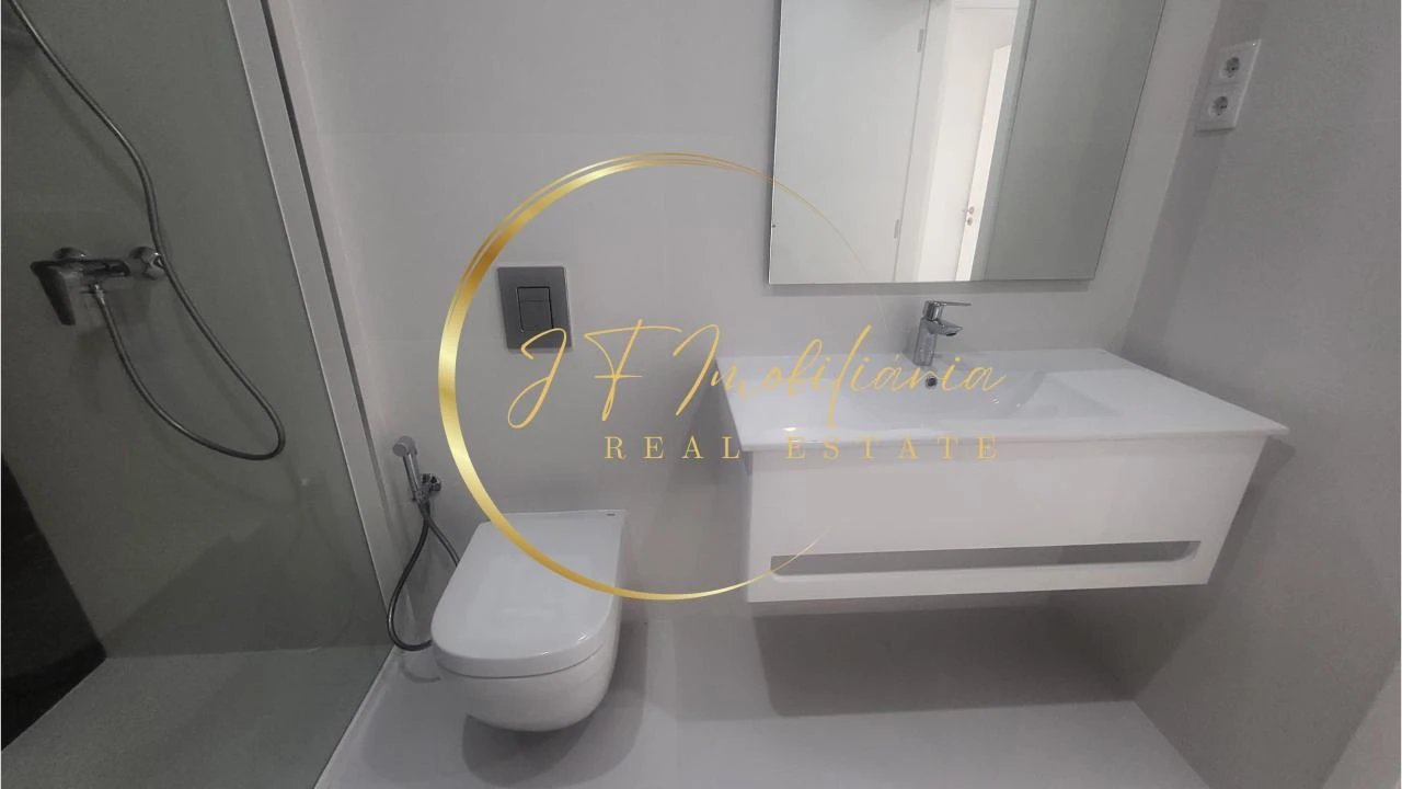 Apartamento T1 para Venda em Glória e Vera Cruz Foto 8