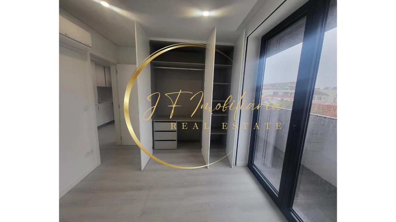 Apartamento T1 para Venda em Glória e Vera Cruz Foto 12