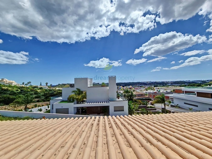 Moradia T4 para Venda em Albufeira e Olhos de Água Foto 26