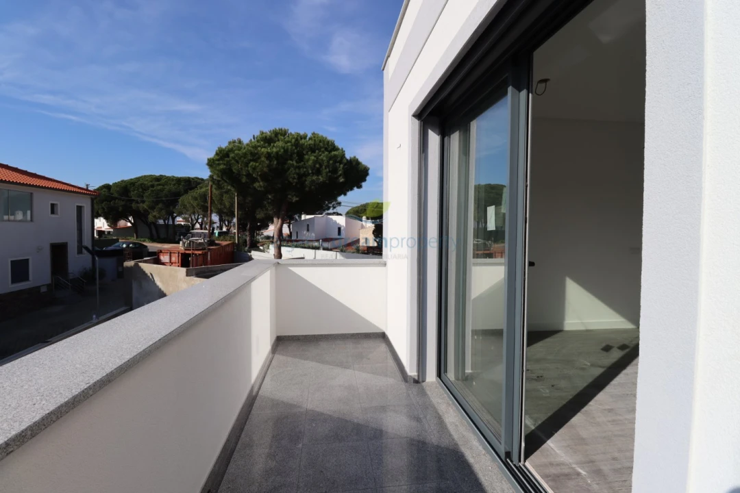 Moradia T3 para Venda em Albufeira e Olhos de Água Foto 6