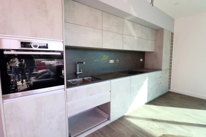 Moradia T3 para Venda em Albufeira e Olhos de Água