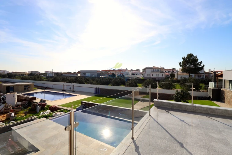 Moradia T3 para Venda em Albufeira e Olhos de Água Foto 28
