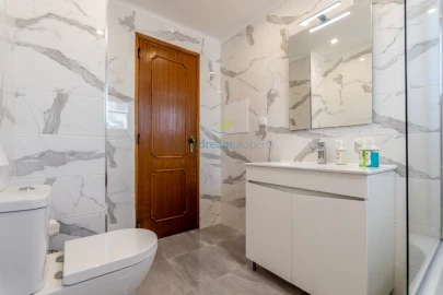 Apartamento T3 para Venda em Albufeira e Olhos de Água