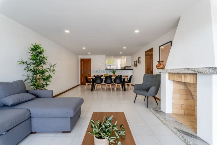 Apartamento T3 para Venda em Albufeira e Olhos de Água Foto 4