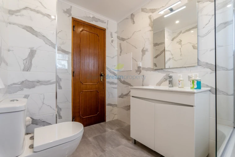 Apartamento T3 para Venda em Albufeira e Olhos de Água Foto 10
