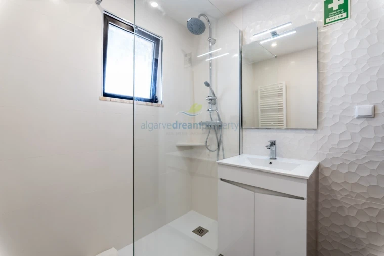 Apartamento T3 para Venda em Albufeira e Olhos de Água Foto 11