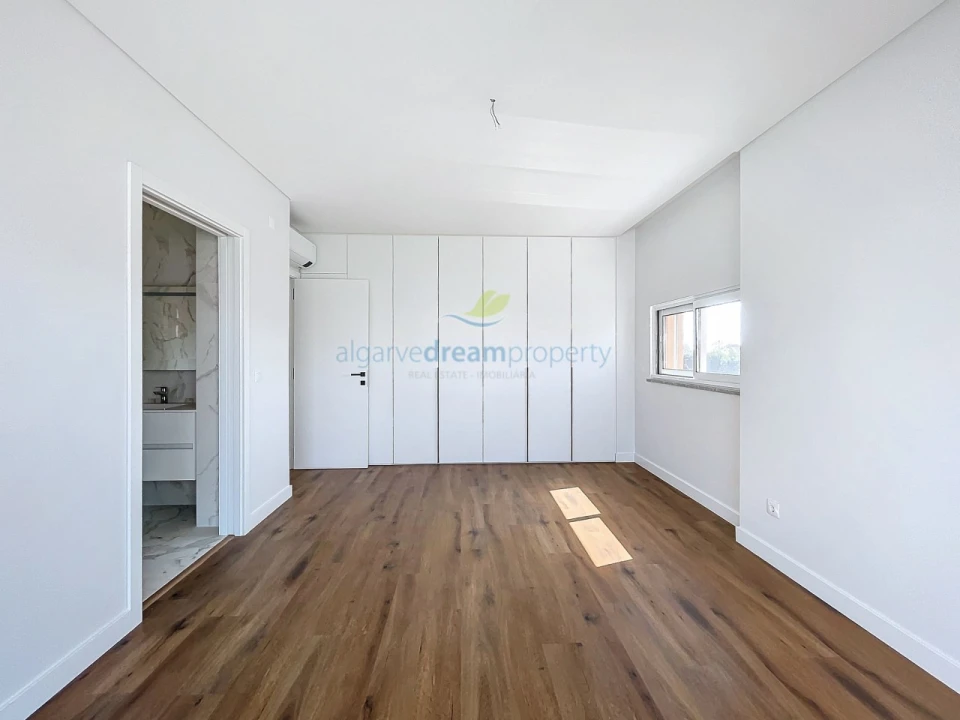Apartamento T3 para Venda em Albufeira e Olhos de Água Foto 24