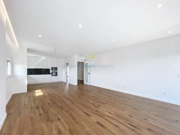 Apartamento T3 para Venda em Albufeira e Olhos de Água