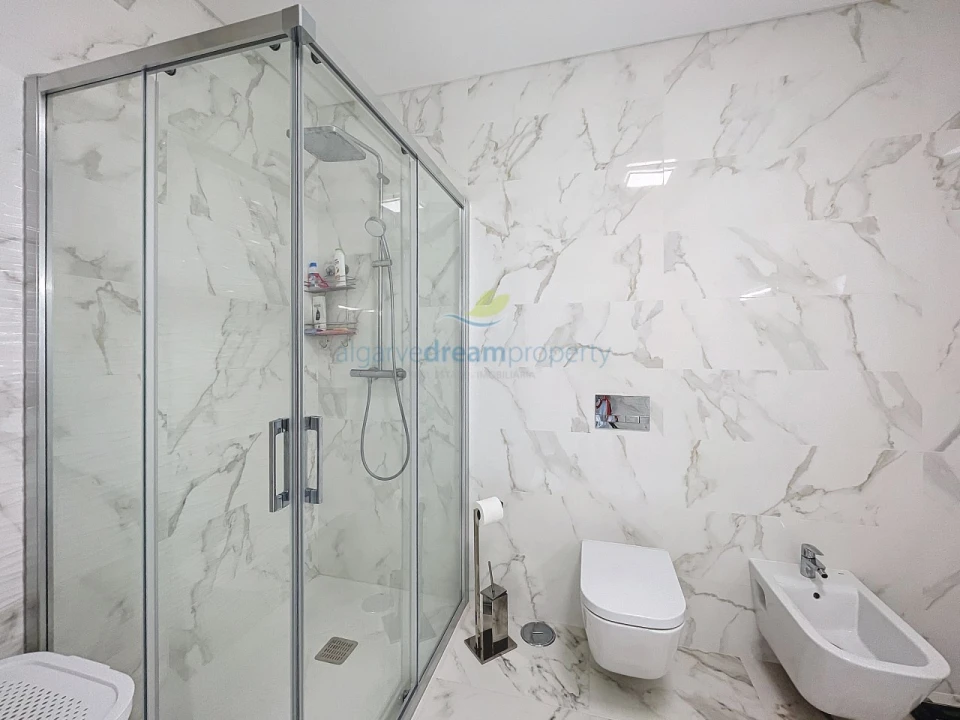 Apartamento T2 para Venda em Albufeira e Olhos de Água Foto 19