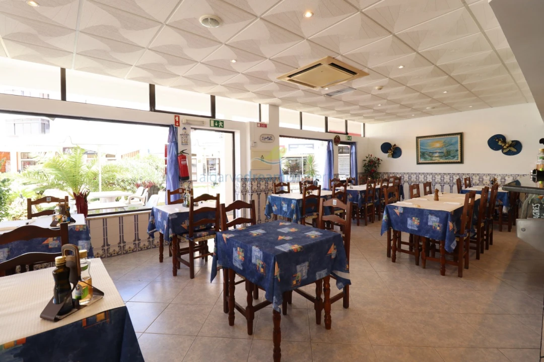 Negócio para Venda em Albufeira e Olhos de Água Foto 8