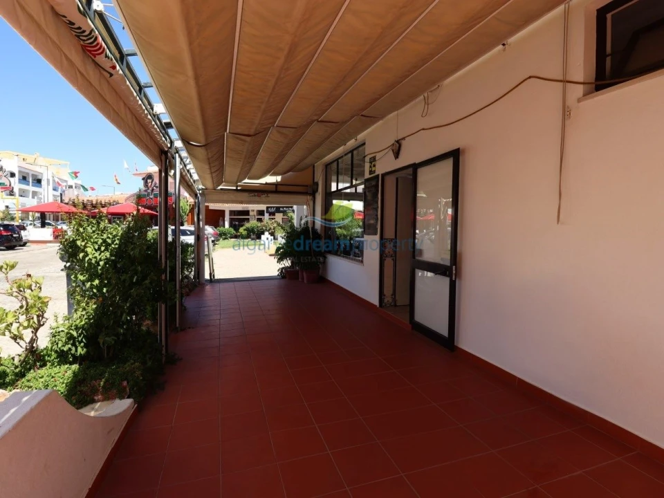 Negócio para Venda em Albufeira e Olhos de Água Foto 29