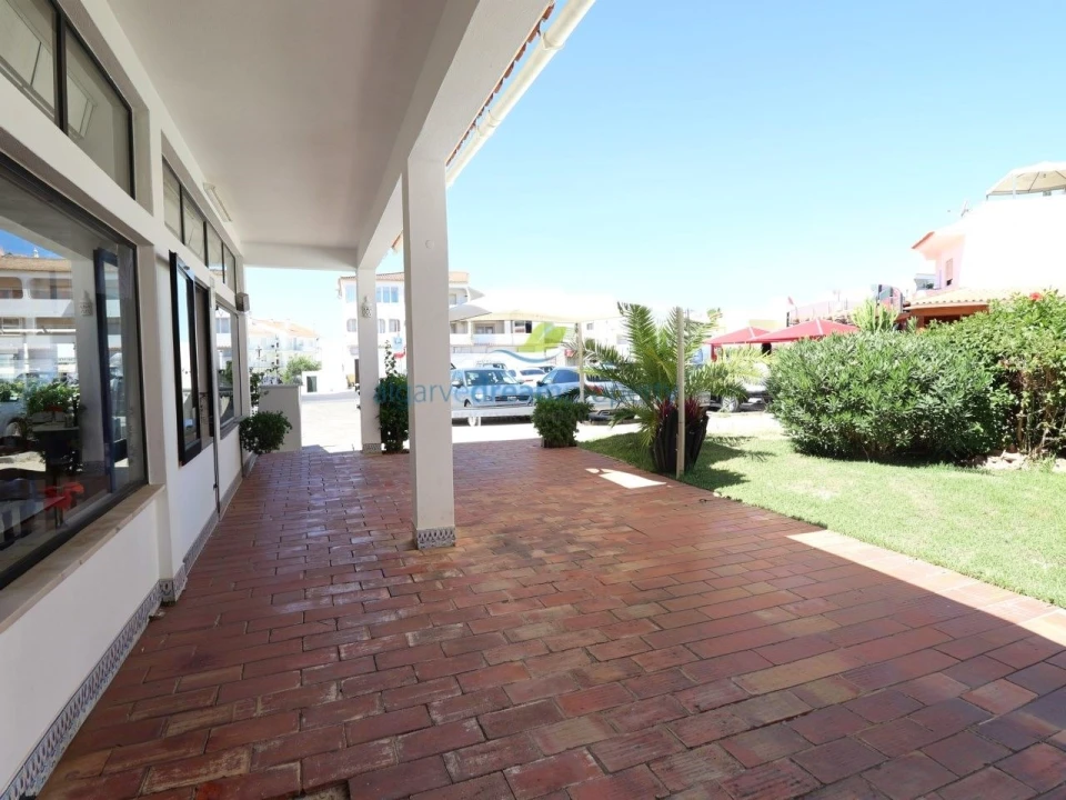 Negócio para Venda em Albufeira e Olhos de Água Foto 32