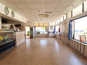Negócio para Venda em Albufeira e Olhos de Água
