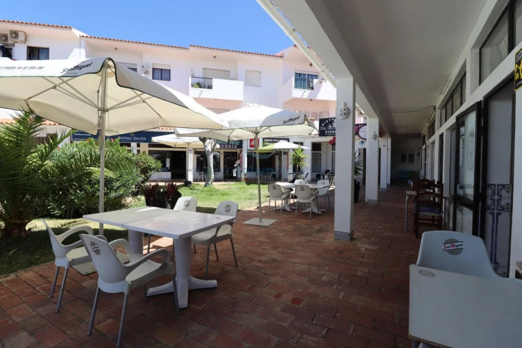 Negócio para Venda em Albufeira e Olhos de Água Foto 15