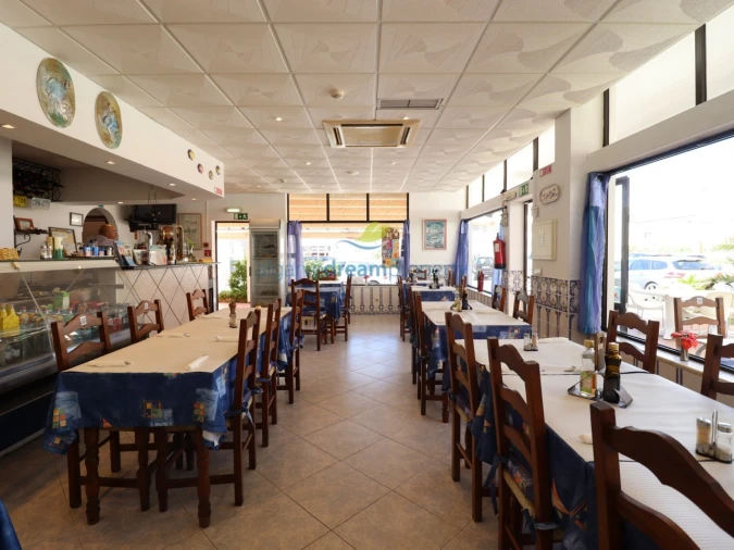 Negócio para Venda em Albufeira e Olhos de Água Foto 12