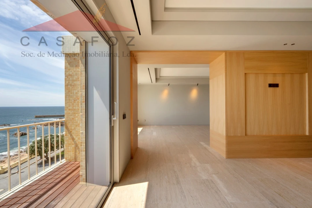 Apartamento T3 para Venda em Aldoar, Foz do Douro e Nevogilde Foto 2