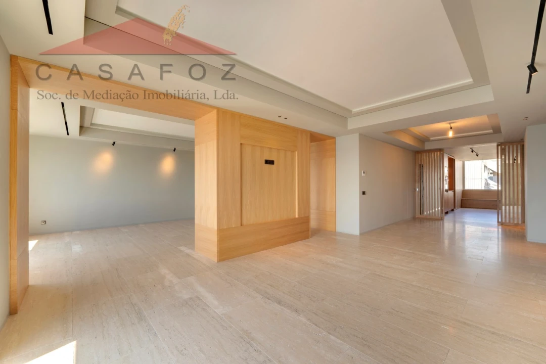 Apartamento T3 para Venda em Aldoar, Foz do Douro e Nevogilde Foto 7