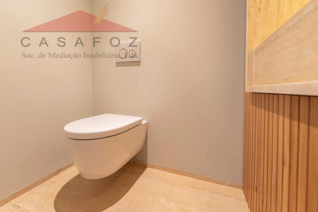 Apartamento T3 para Venda em Aldoar, Foz do Douro e Nevogilde Foto 24