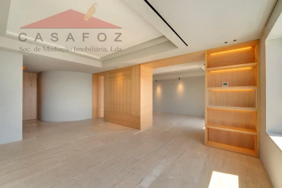 Apartamento T3 para Venda em Aldoar, Foz do Douro e Nevogilde